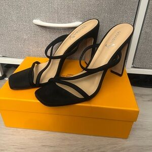 New Elegant Black Strappy Heels by Unisa